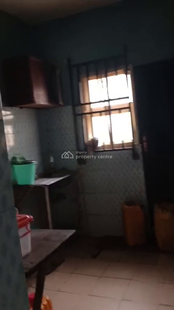 3 Bedroom Flat, Abesan Estate, Ipaja, Lagos, Flat / Apartment for Sale