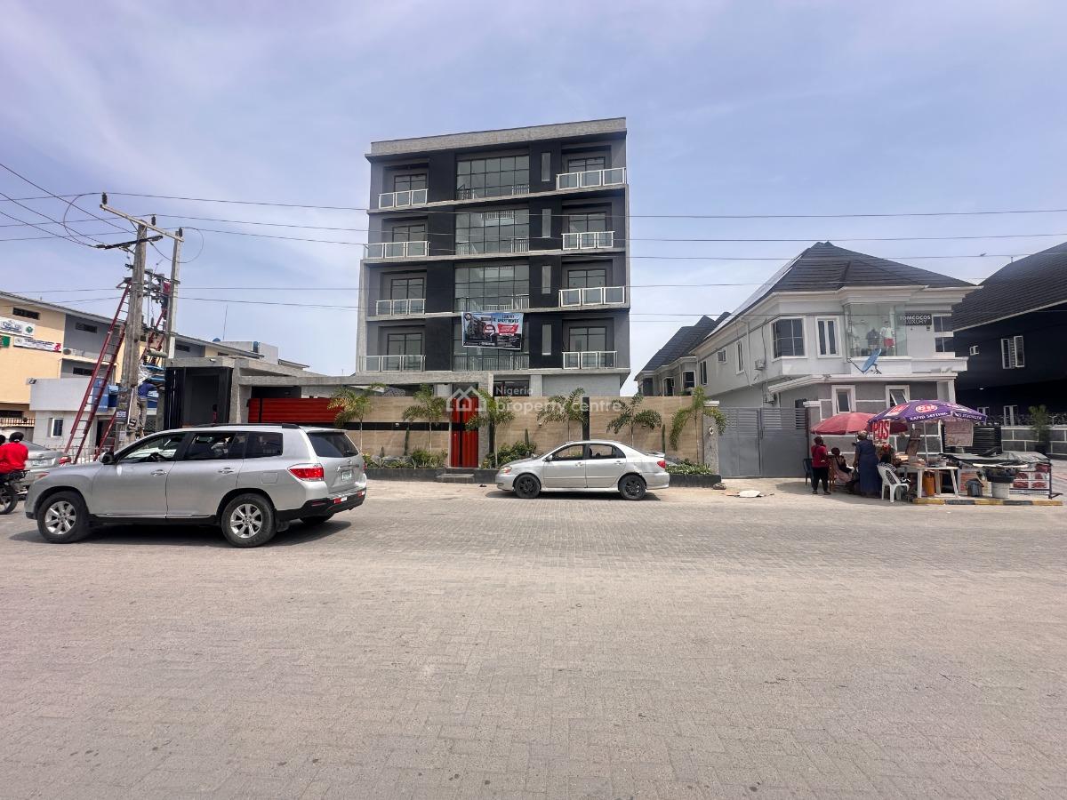 Spacious 2 Bedroom Apartment Available, Lekki Phase 2, Lekki, Lagos, Flat / Apartment for Rent