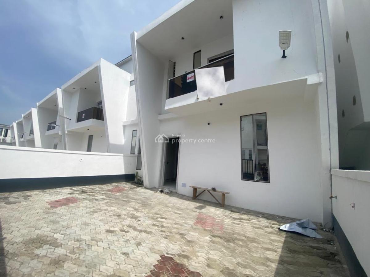4 Bedrooms Detached Duplex with Bq, Ikota Villa, Ikota, Lekki, Lagos, Detached Duplex for Rent