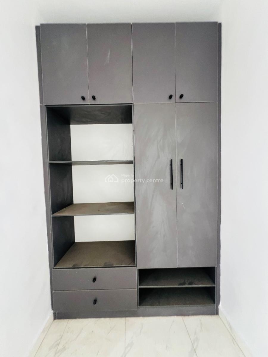 3 Bedrooms Terraced Duplex with Bq, Ajah, Lagos, Terraced Duplex for Sale