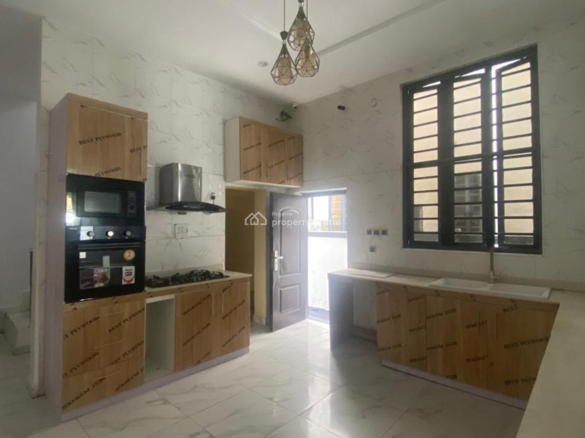 4 Bedrooms Semi Detached Duplex, Ikota Villa, Ikota, Lekki, Lagos, Semi-detached Duplex for Rent