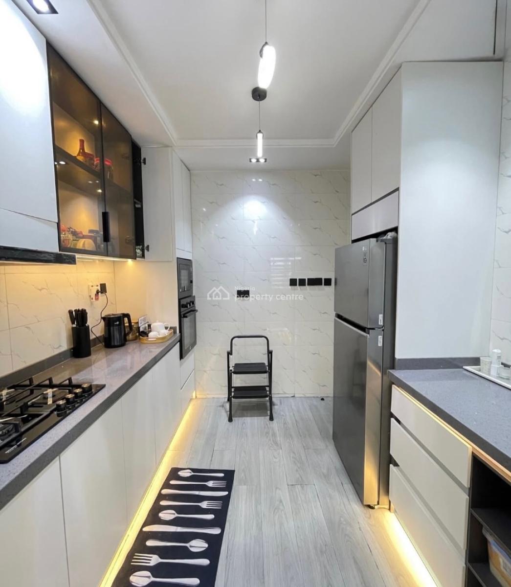 Luxury 3 Bedrooms Apartment with Swimming Pool and Bq, Lekki Phase 1, Lekki, Lagos, Flat / Apartment for Sale