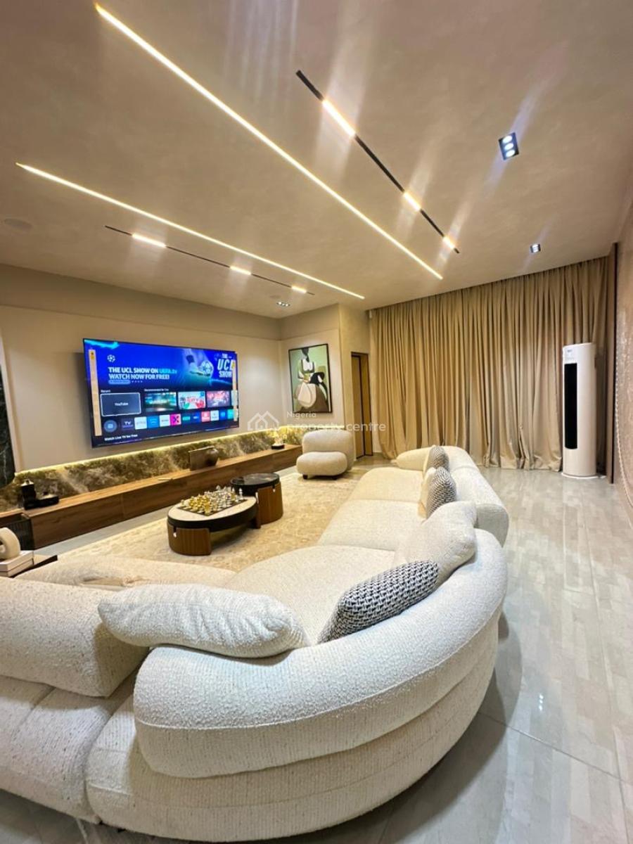 Phenomenal 2bedroom Apartment with Swimming Pool,gym&elevator, Lekki Phase One,lekki ,lagos ,nigeria, Lekki Phase 1, Lekki, Lagos, Flat / Apartment for Sale