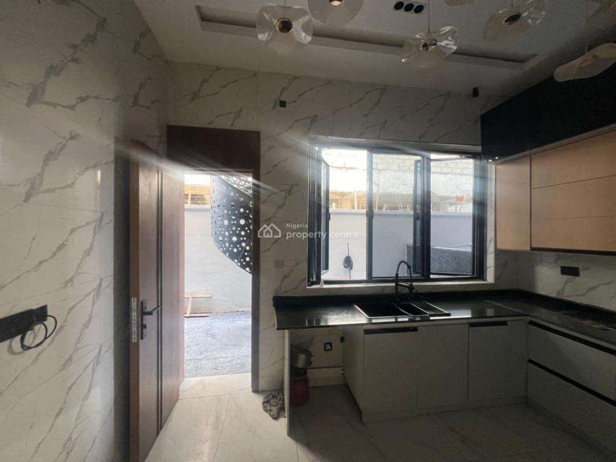 4 Bedroom Terrace Duplex with Bq and Swimming Pool, Lekki Phase 1, Lekki, Lagos, Terraced Duplex for Sale