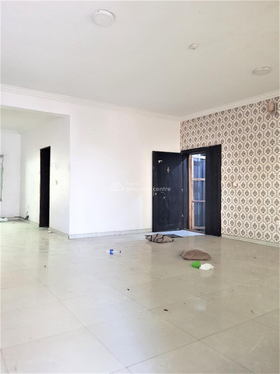 3 Bedrooms Flat with Bq in a Fully Serviced Estate with 24hrs Power, Ikate Elegushi, Lekki, Lagos, Flat / Apartment for Rent