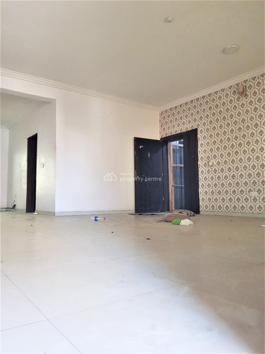 3 Bedrooms Flat with Bq in a Fully Serviced Estate with 24hrs Power, Ikate Elegushi, Lekki, Lagos, Flat / Apartment for Rent