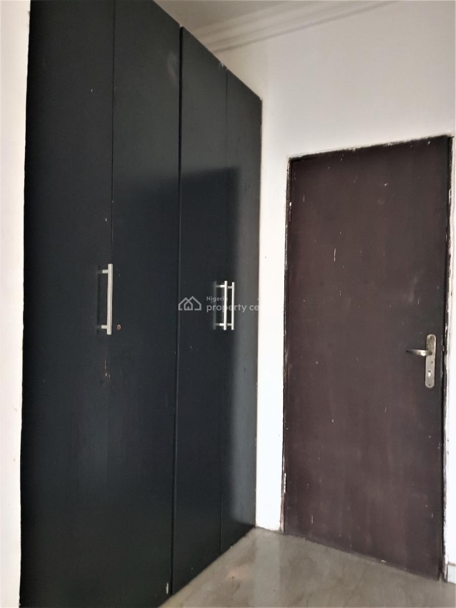 3 Bedrooms Flat with Bq in a Fully Serviced Estate with 24hrs Power, Ikate Elegushi, Lekki, Lagos, Flat / Apartment for Rent