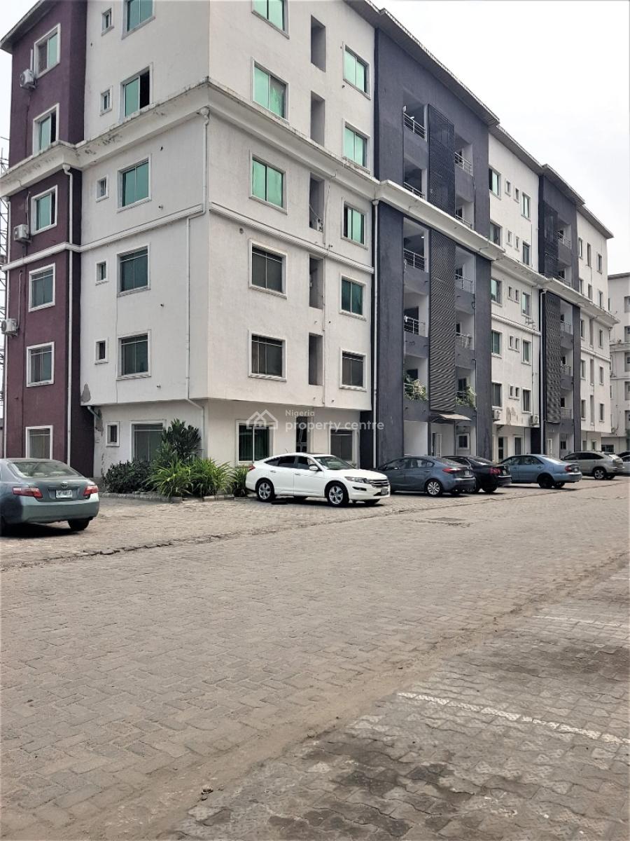 3 Bedrooms Flat with Bq in a Fully Serviced Estate with 24hrs Power, Ikate Elegushi, Lekki, Lagos, Flat / Apartment for Rent