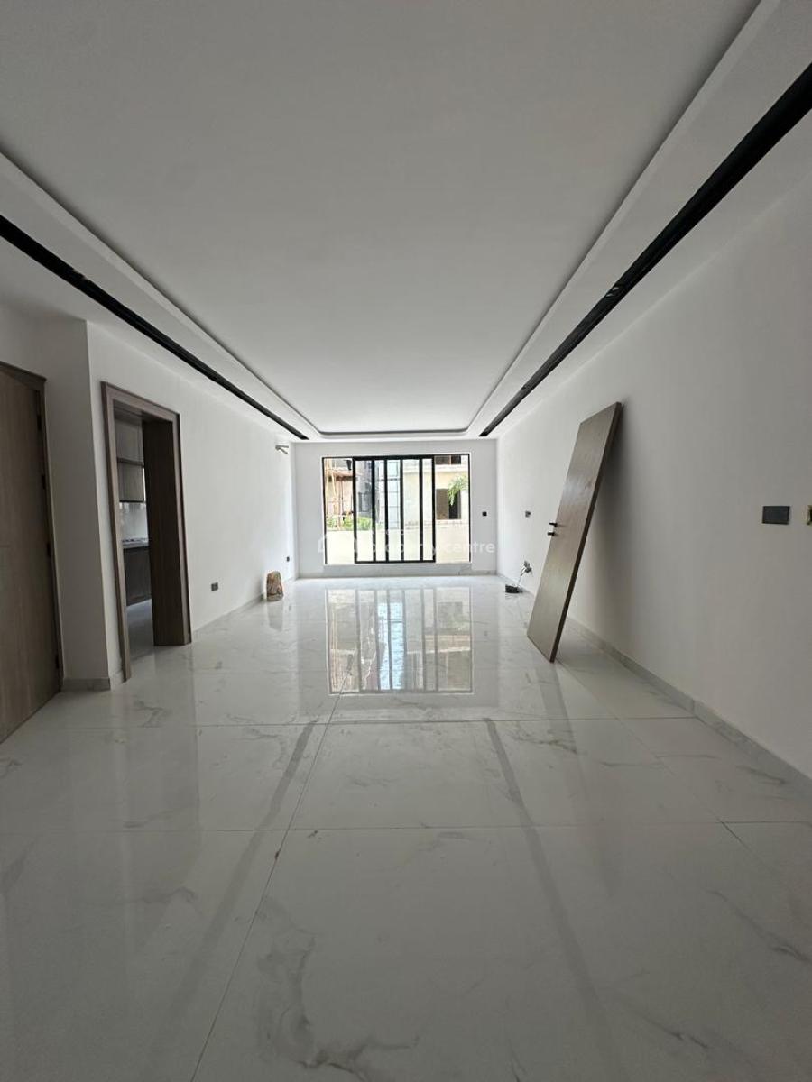 2 Bedroom Apartment with Elevator, Lekki Phase 1, Lekki, Lagos, Flat / Apartment for Sale