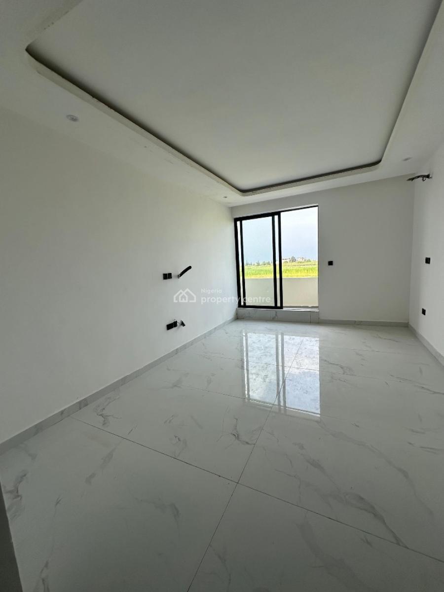 2 Bedroom Apartment with Elevator, Lekki Phase 1, Lekki, Lagos, Flat / Apartment for Sale