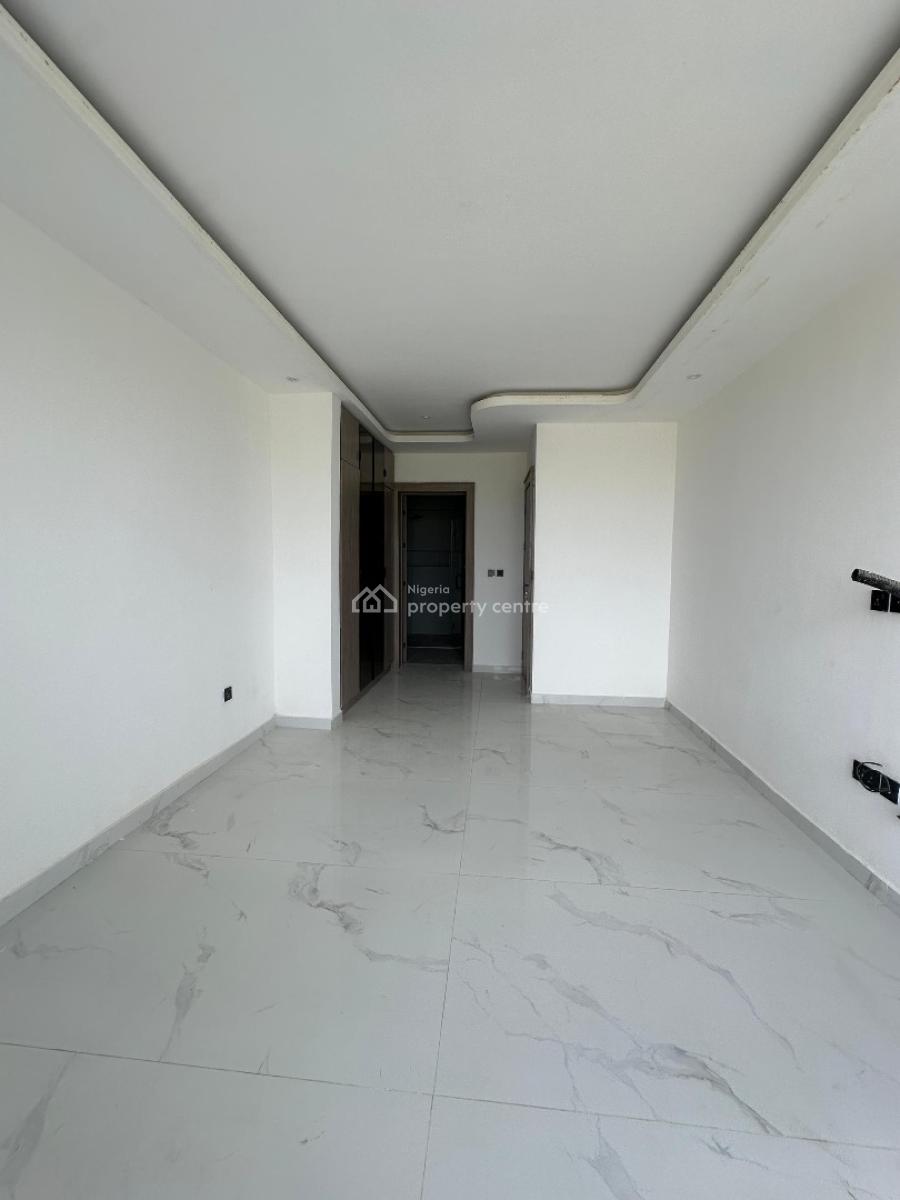 2 Bedroom Apartment with Elevator, Lekki Phase 1, Lekki, Lagos, Flat / Apartment for Sale