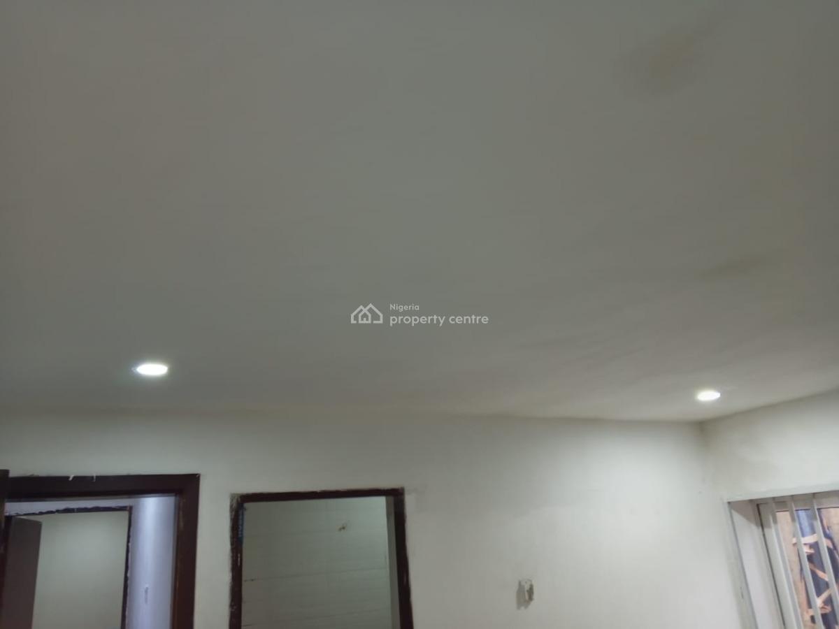 2 Bedroom Flat with Bq, Akura Estate, Adeniyi Jones, Ikeja, Lagos, Flat / Apartment for Rent
