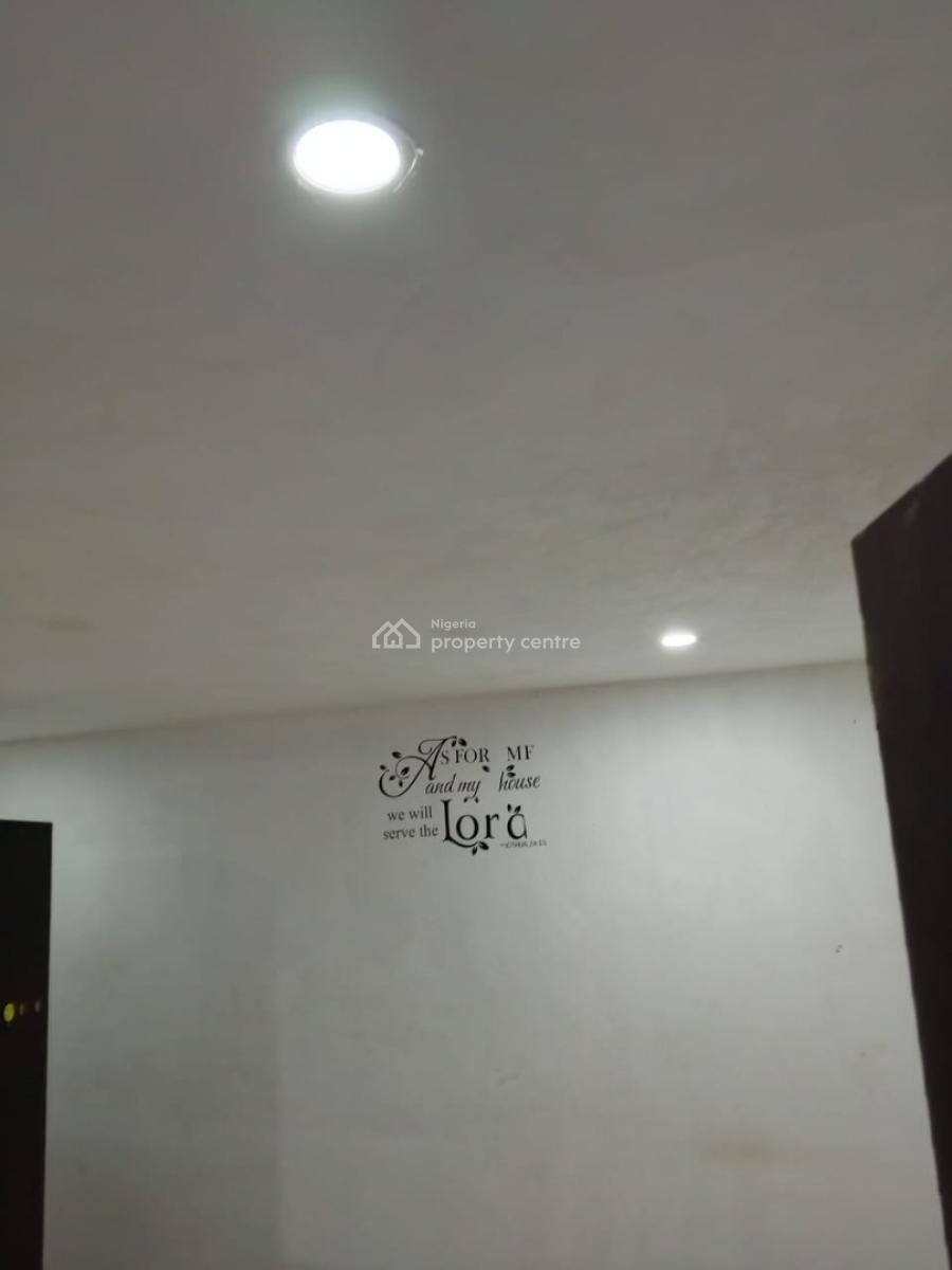2 Bedroom Flat with Bq, Akura Estate, Adeniyi Jones, Ikeja, Lagos, Flat / Apartment for Rent