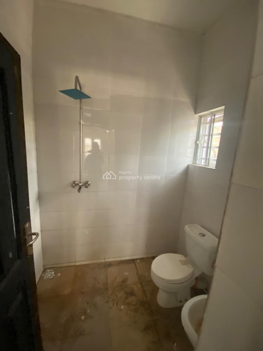 Neatly Used 2bedroom Flat, Thera Peace Zone Estate, Aptech, Blenco Lane, Ajah, Lagos, Flat / Apartment for Rent