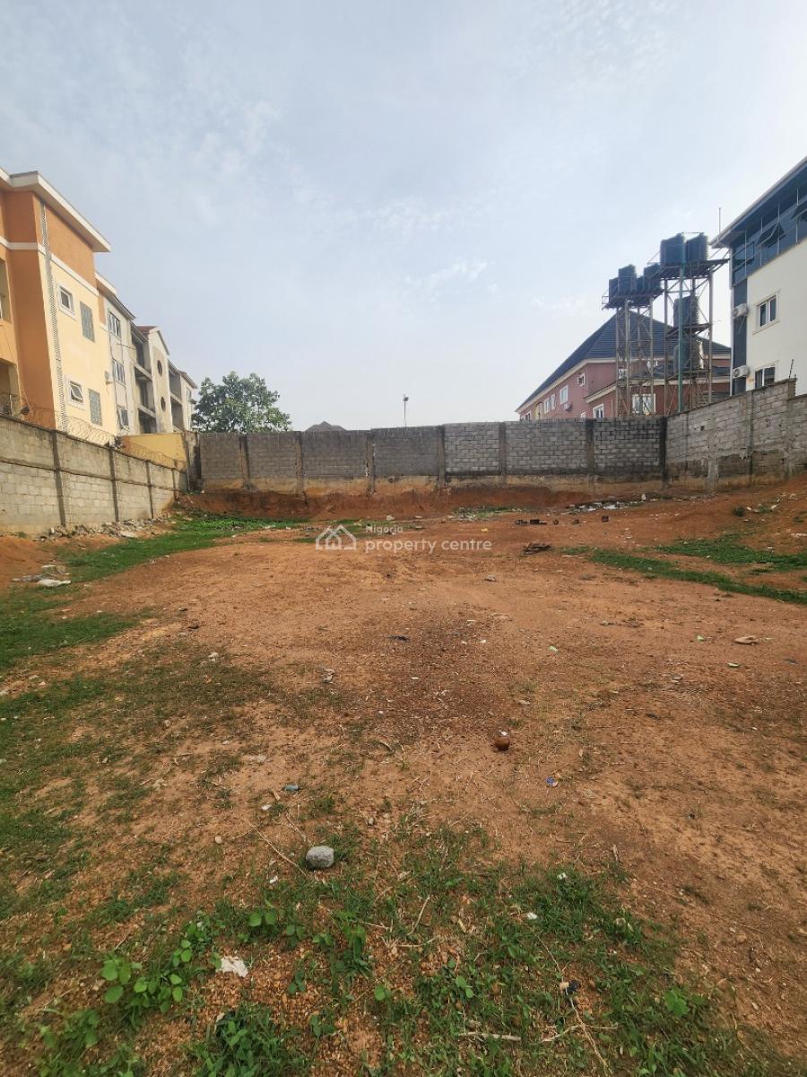 Flat, Serviced Plot of Land in a Very Good Location, By Gilmor/naval Qtrs, Jahi, Abuja, Residential Land for Sale