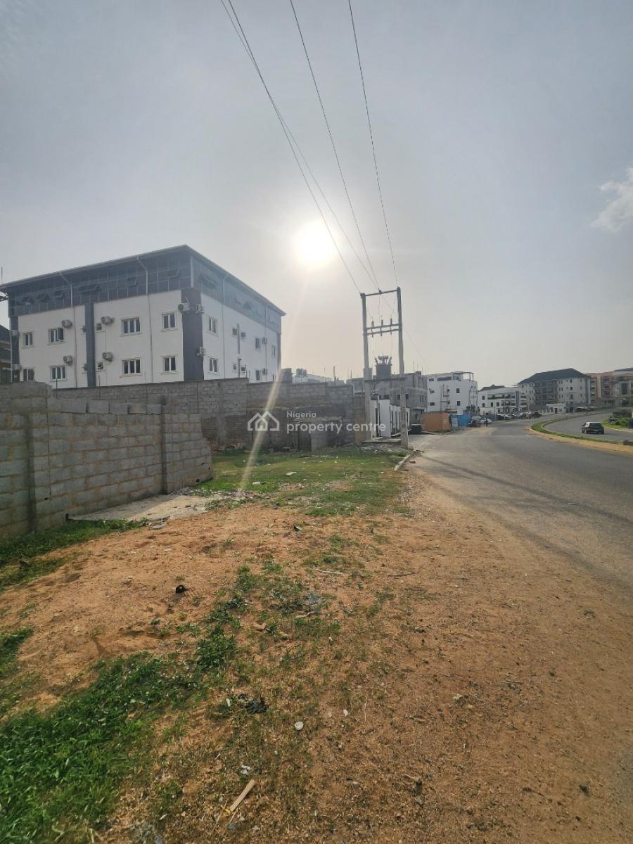 Flat, Serviced Plot of Land in a Very Good Location, By Gilmor/naval Qtrs, Jahi, Abuja, Residential Land for Sale