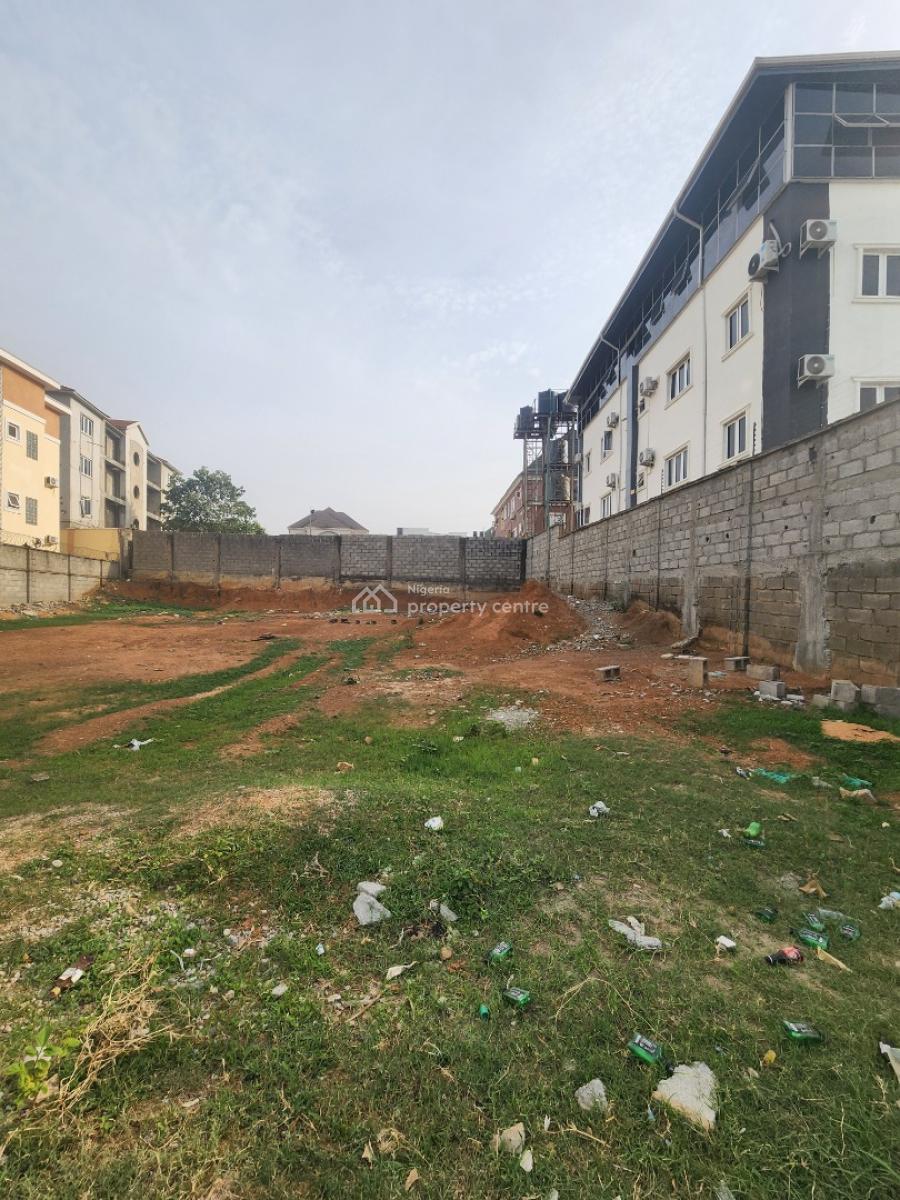 Flat, Serviced Plot of Land in a Very Good Location, By Gilmor/naval Qtrs, Jahi, Abuja, Residential Land for Sale