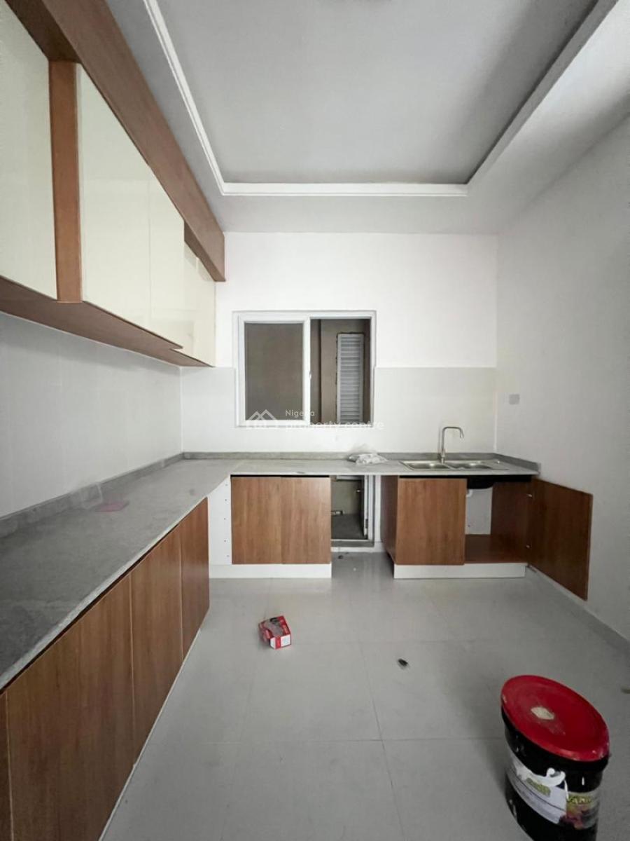 Three Bedroom Apartment, Osapa, Lekki, Lagos, Block of Flats for Sale