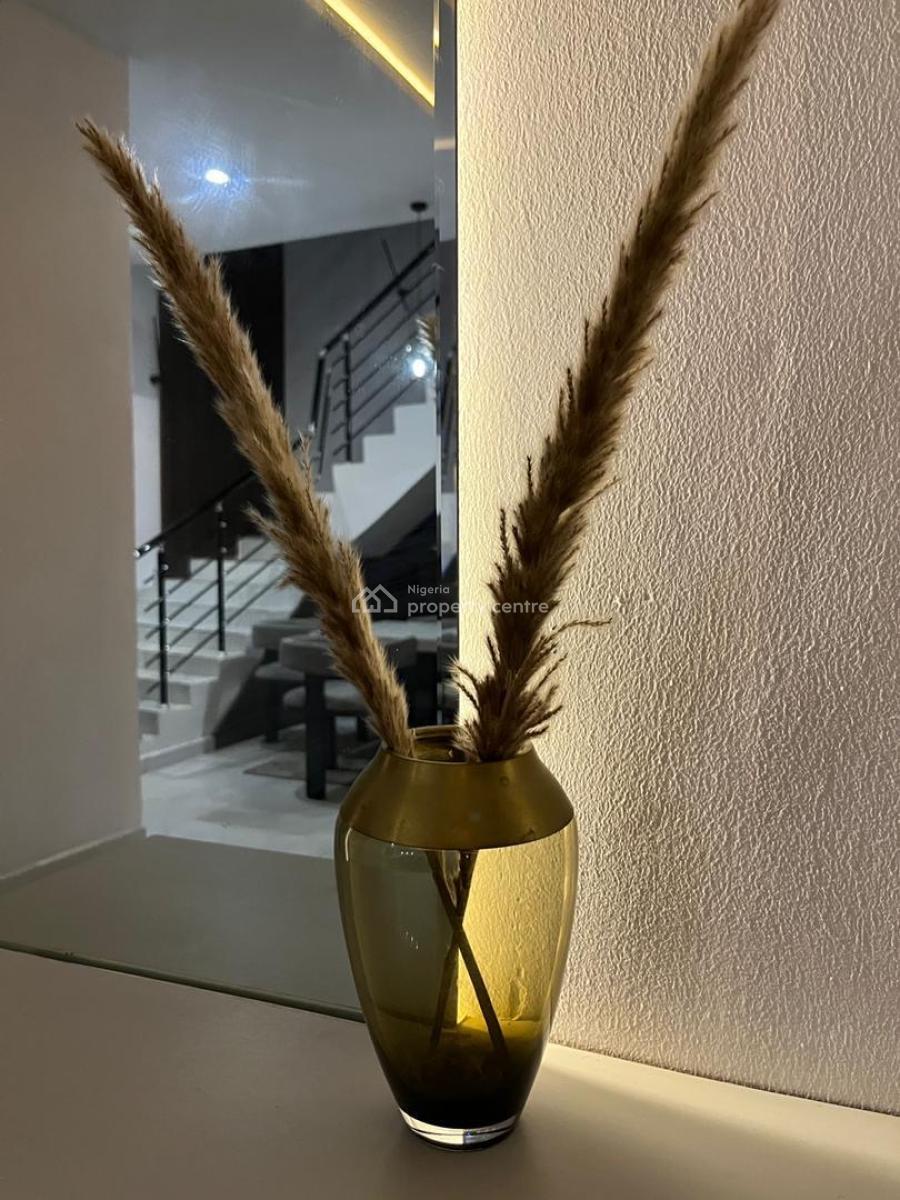 Spacious 3-bedroom Duplex + a Ps5  Is Ready for You!, Victoria Island (vi), Lagos, Flat / Apartment Short Let