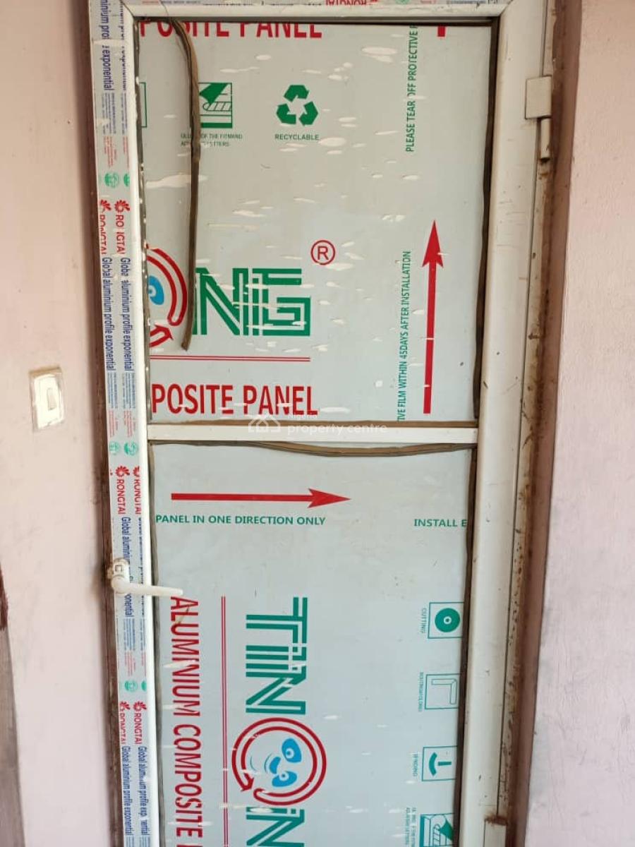 Two Bedrooms Flat, Phase 4, Kubwa, Abuja, Flat / Apartment for Rent