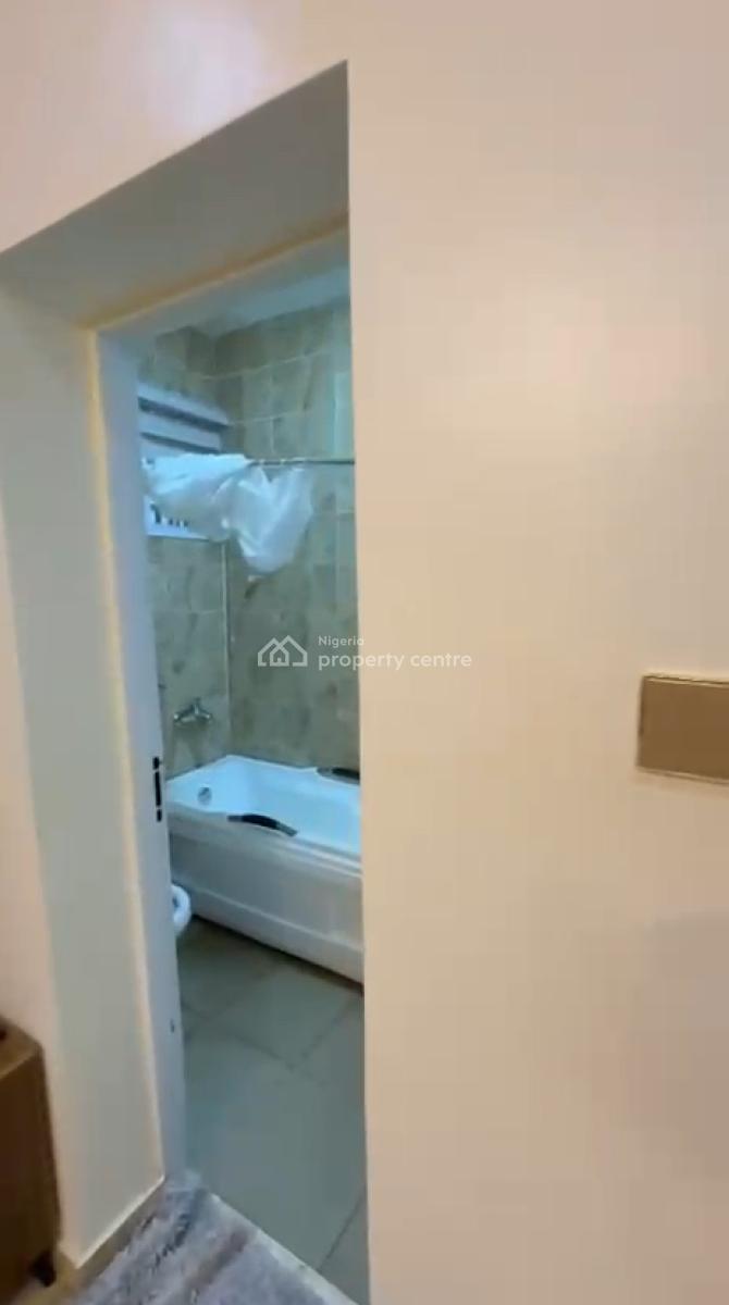 Standard and Exquisite Tastefully Furnished 3 Bedrooms Block of Flat G, Wuye, Wuye, Abuja, House for Rent