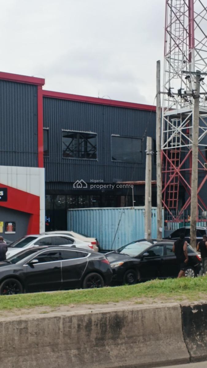 Commercial Property Available on a Major Road, Herbert Macaulay Way, Yaba, Lagos, Office Space for Sale