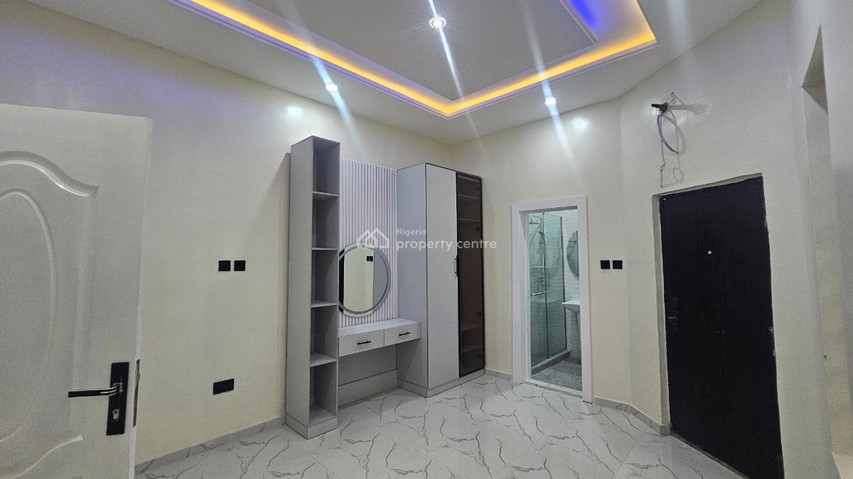 Tastefully Built and Sophisticated 3 Bedroom Terrace Duplex, Medina, Gbagada, Lagos, Terraced Duplex for Sale