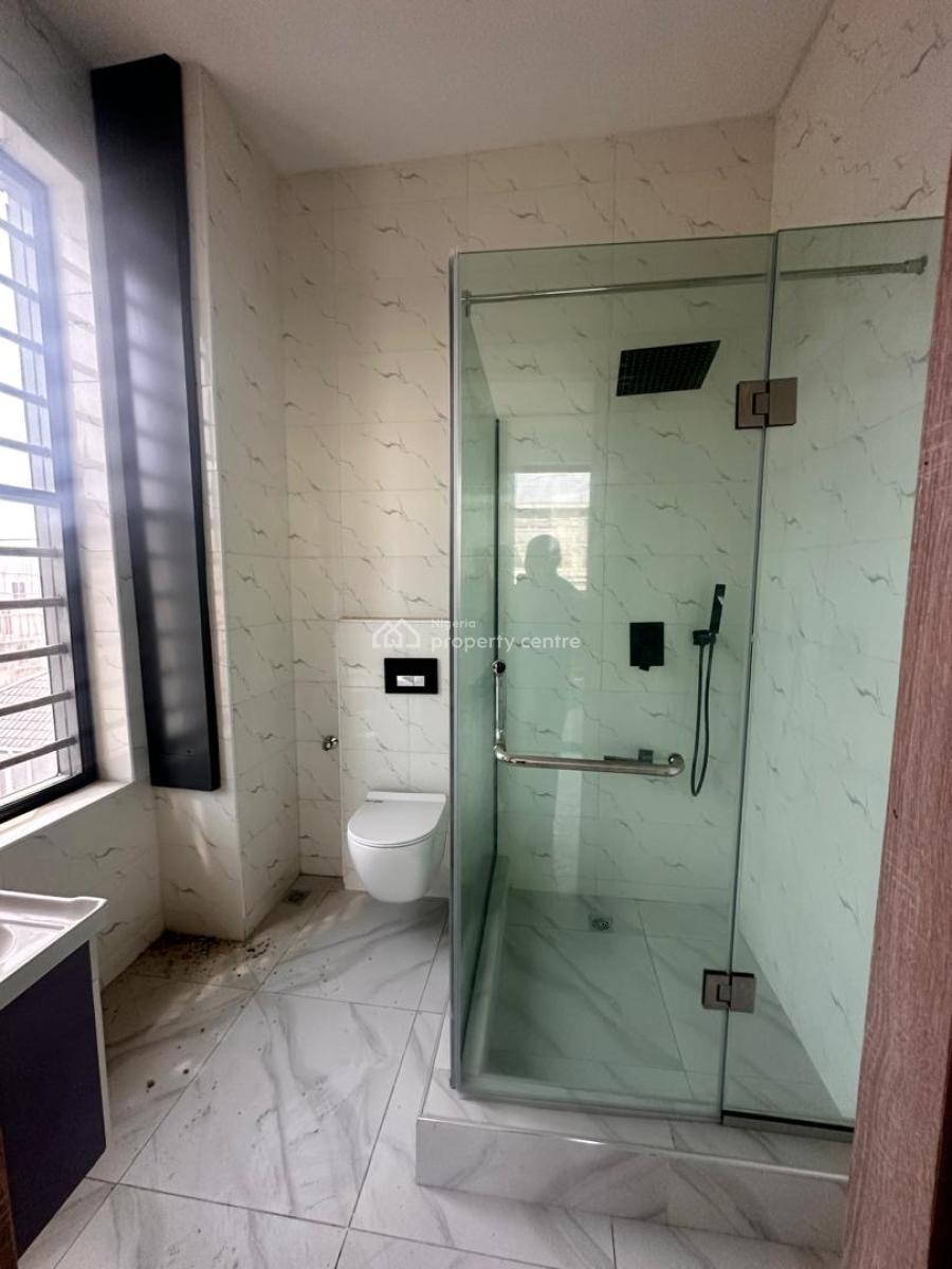 3 Bedroom Apartment with a Bq and Swimming Pool, Ikate Lekki, Lekki, Lagos, Block of Flats for Sale
