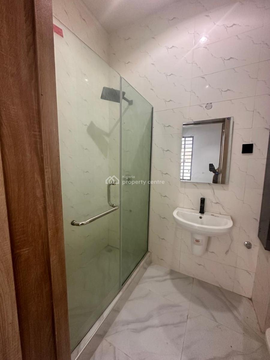 3 Bedroom Apartment with a Bq and Swimming Pool, Ikate Lekki, Lekki, Lagos, Block of Flats for Sale