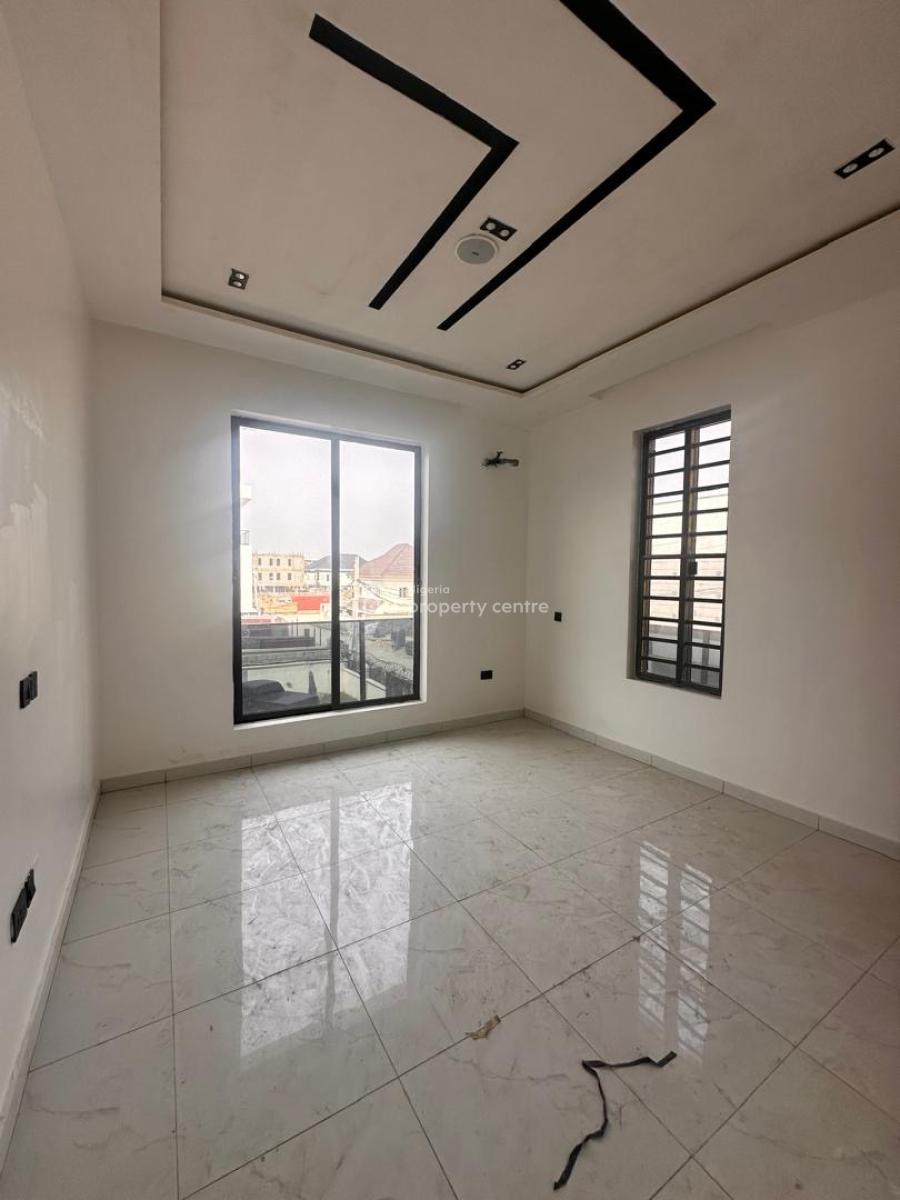 3 Bedroom Apartment with a Bq and Swimming Pool, Ikate Lekki, Lekki, Lagos, Block of Flats for Sale