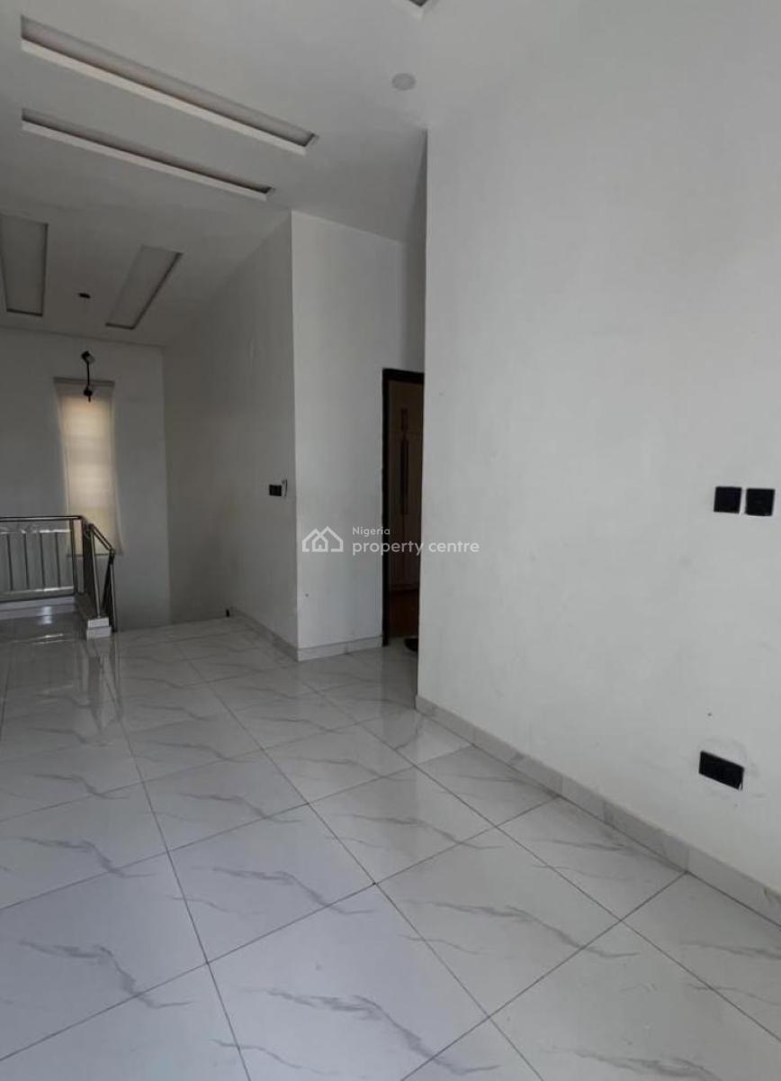 5 Bedroom Semi Detached Duplex at Sangotedo, Sangotedo, Ajah, Lagos, Semi-detached Duplex for Rent