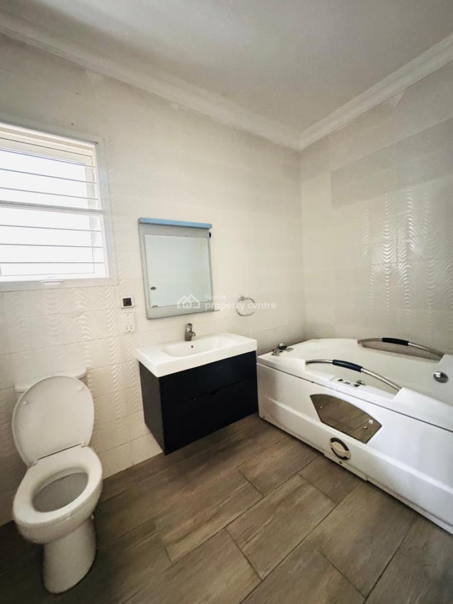 Well Maintained Four Bedroom Terrace House with Bq, Banana Island, Ikoyi, Lagos, Terraced Duplex for Rent