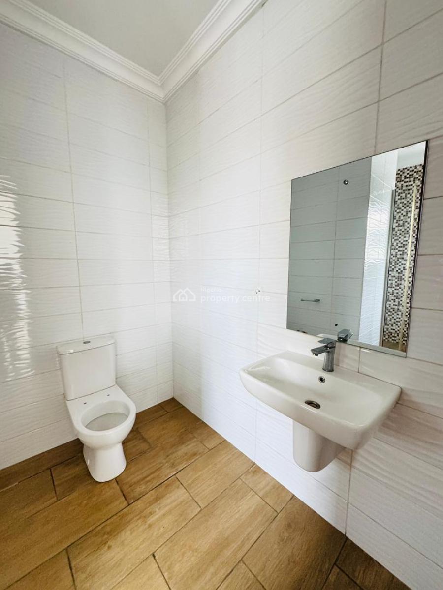 Well Maintained Four Bedroom Terrace House with Bq, Banana Island, Ikoyi, Lagos, Terraced Duplex for Rent