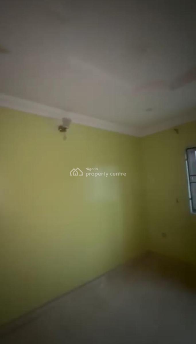 Lovely 2 Bedroom Flat, Bolaji Banwo Off Onikoyi, Aguda, Surulere, Lagos, Flat / Apartment for Rent