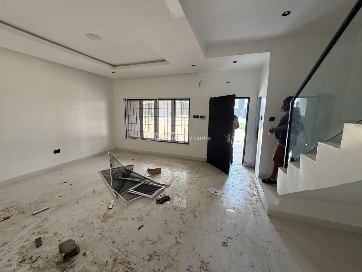 Luxury Two Bedrooms Terrace Duplex with Bq, Tarred Road, Main Katampe, Katampe, Abuja, Terraced Duplex for Rent