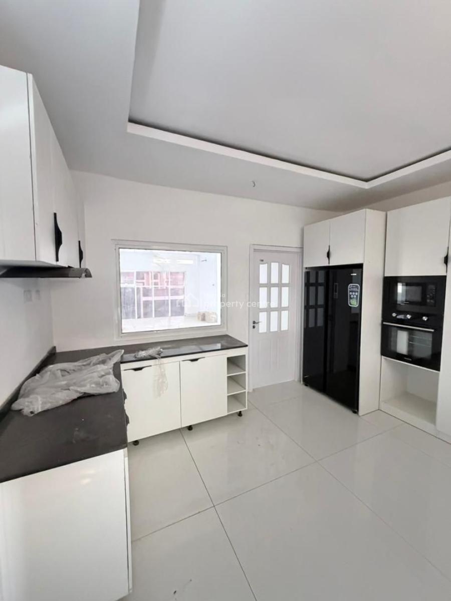 4 Bedroom Duplex in a Gated Gra, Kolapo Ishola Gra, Akobo, Ibadan, Oyo, Detached Duplex for Sale