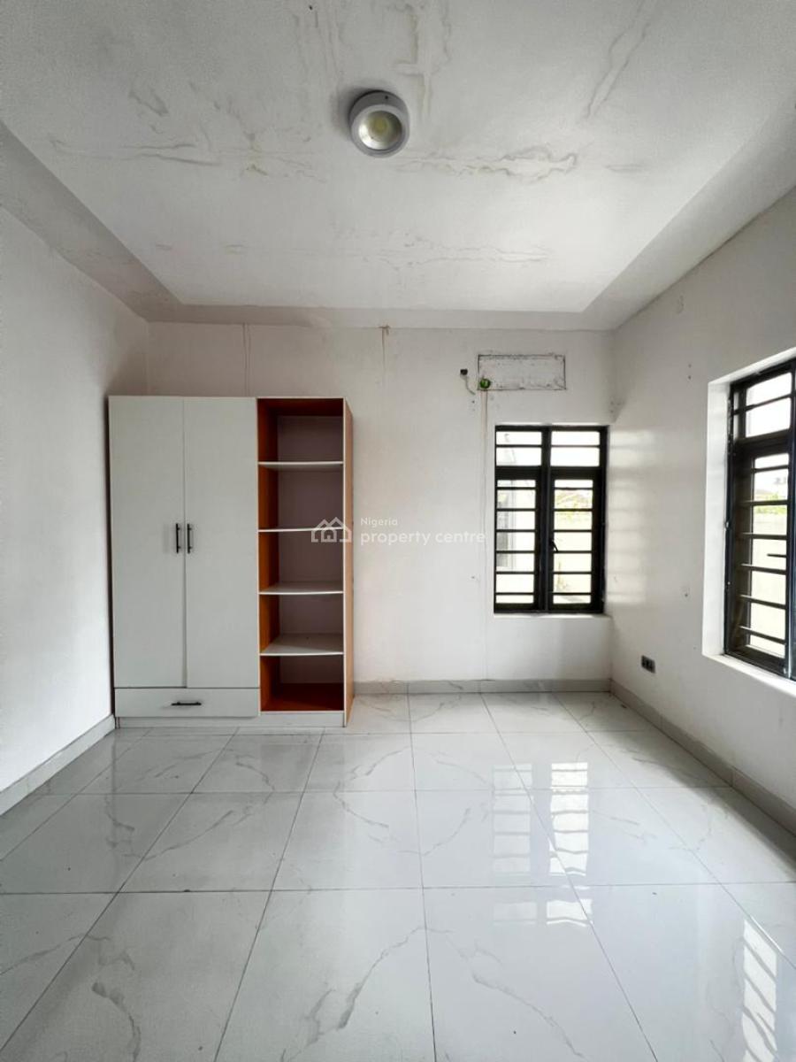 Clean & Spacious 2 Bedroom Apartment, Lekki Scheme 2, Ajah, Lagos, Flat / Apartment for Rent
