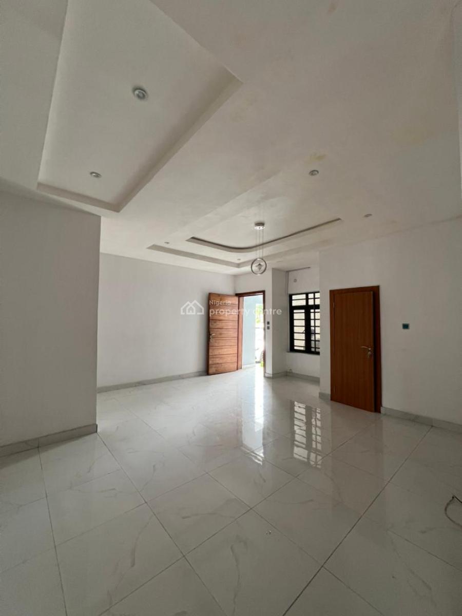 Clean & Spacious 2 Bedroom Apartment, Lekki Scheme 2, Ajah, Lagos, Flat / Apartment for Rent