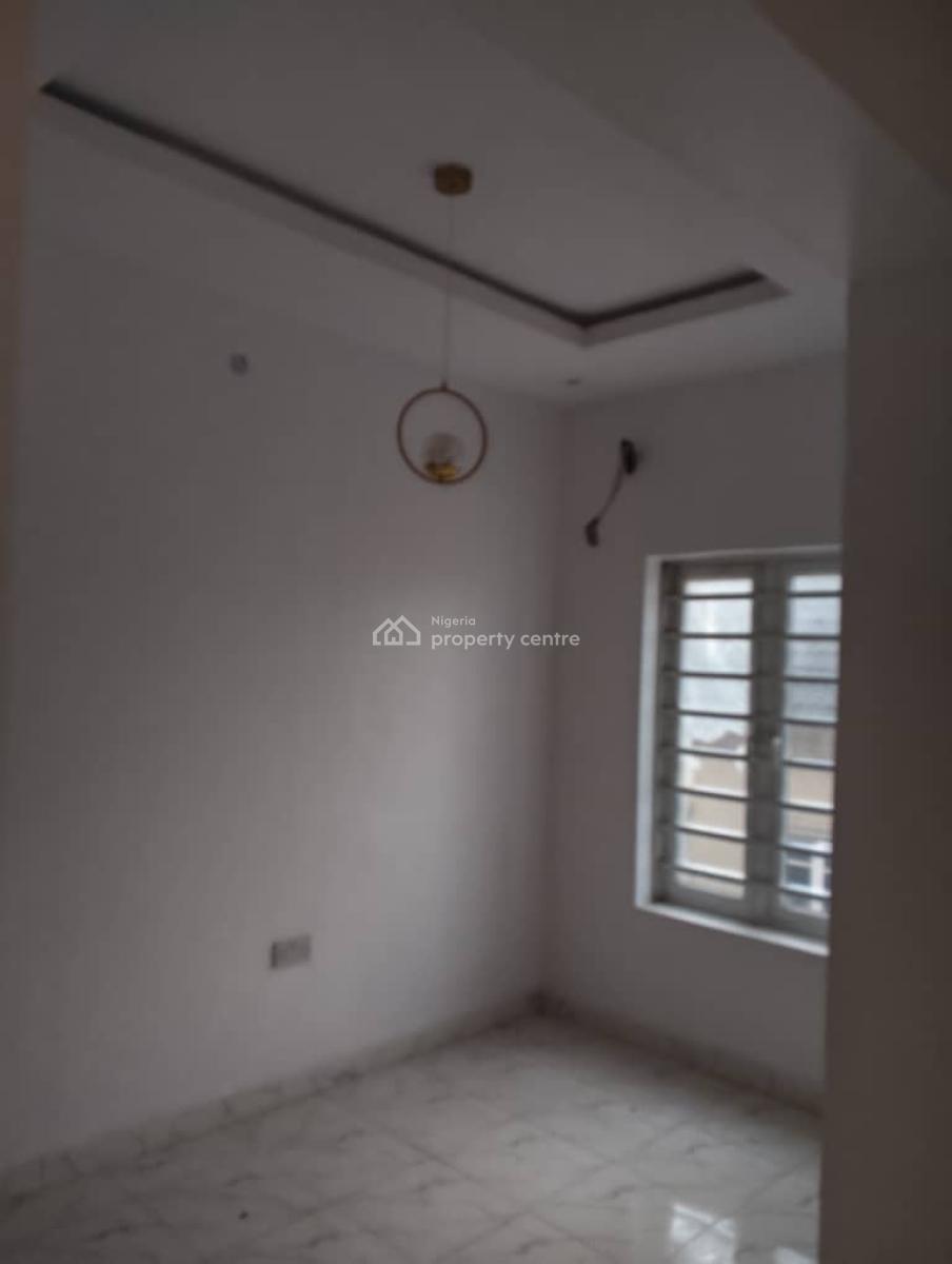 Luxury 3 Bedroom Flat, Igbogbo Estate, Igbogbo, Ikorodu, Lagos, Flat / Apartment for Rent