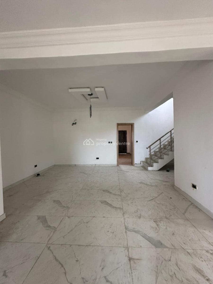 Tastefully Finished Serviced 3 Bedroom Maisonette with a Room Bq, Lekki Phase 1, Lekki, Lagos, Terraced Duplex for Sale