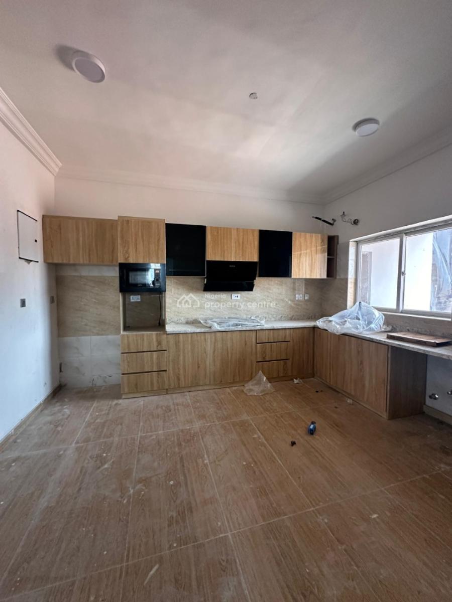 Tastefully Finished Serviced 3 Bedroom Maisonette with a Room Bq, Lekki Phase 1, Lekki, Lagos, Terraced Duplex for Sale