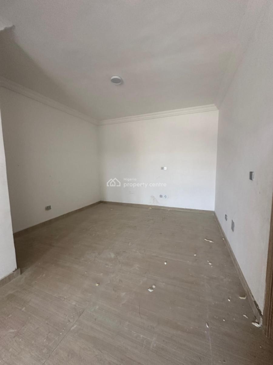 Tastefully Finished Serviced 3 Bedroom Maisonette with a Room Bq, Lekki Phase 1, Lekki, Lagos, Terraced Duplex for Sale