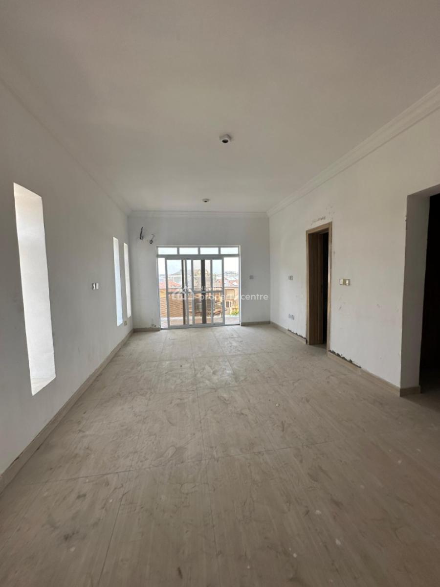 Tastefully Finished Serviced 3 Bedroom Maisonette with a Room Bq, Lekki Phase 1, Lekki, Lagos, Terraced Duplex for Sale