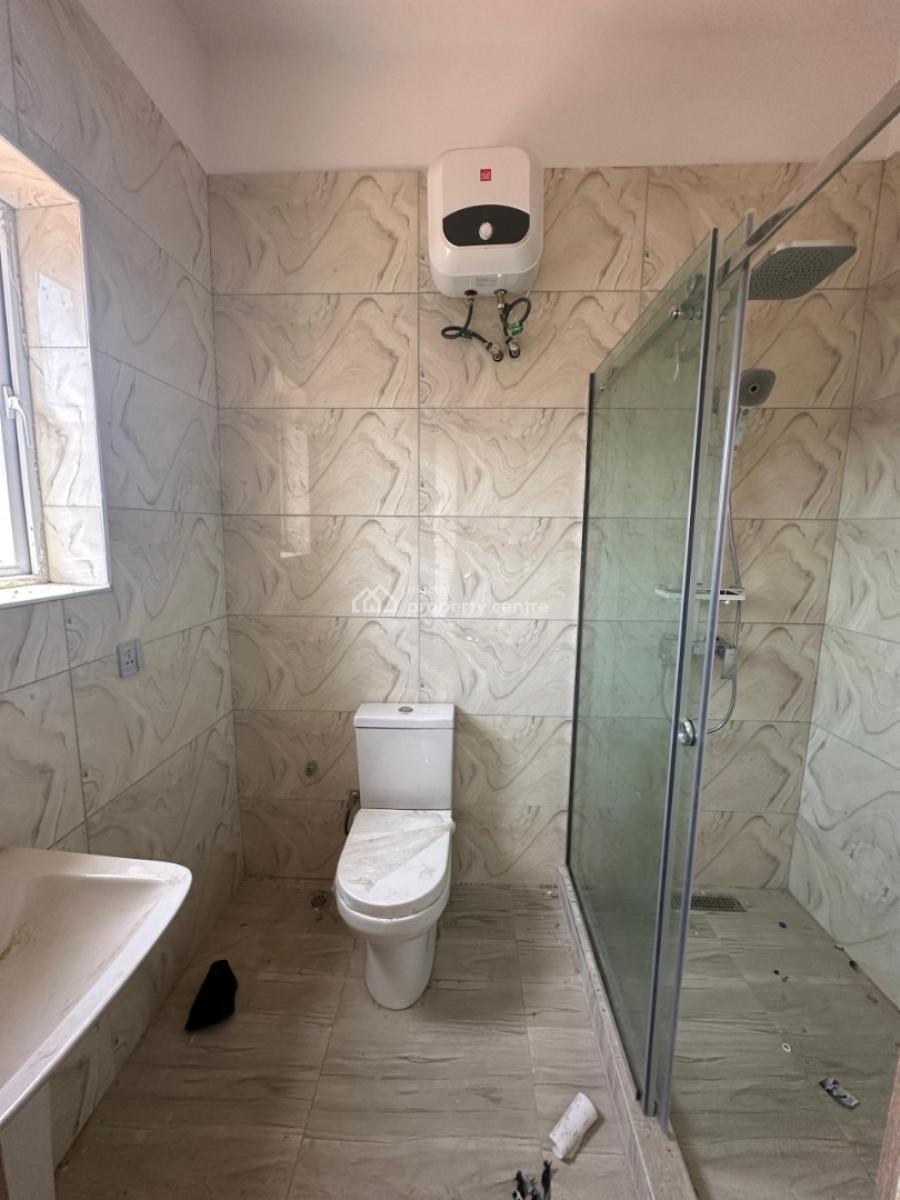 Tastefully Finished Serviced 3 Bedroom Maisonette with a Room Bq, Lekki Phase 1, Lekki, Lagos, Terraced Duplex for Sale