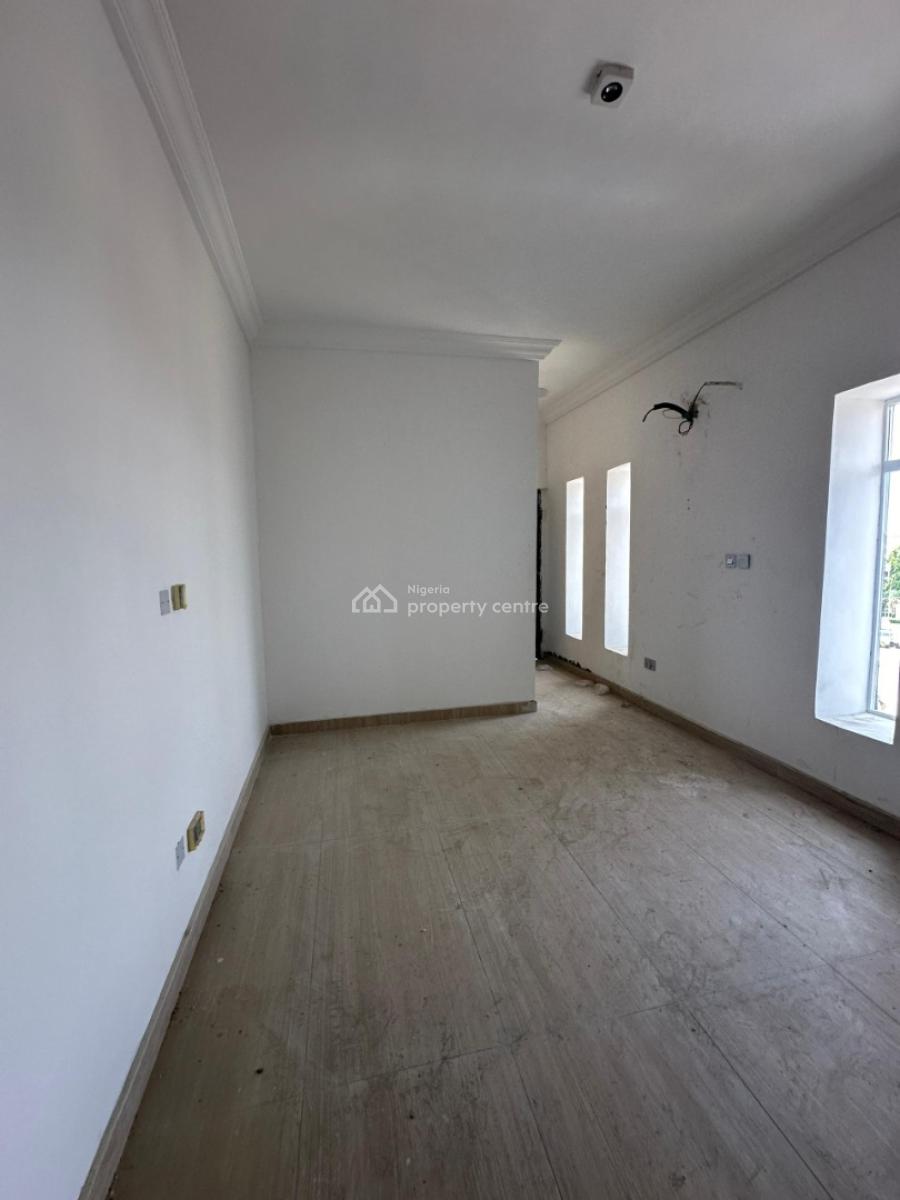 Tastefully Finished Serviced 3 Bedroom Maisonette with a Room Bq, Lekki Phase 1, Lekki, Lagos, Terraced Duplex for Sale