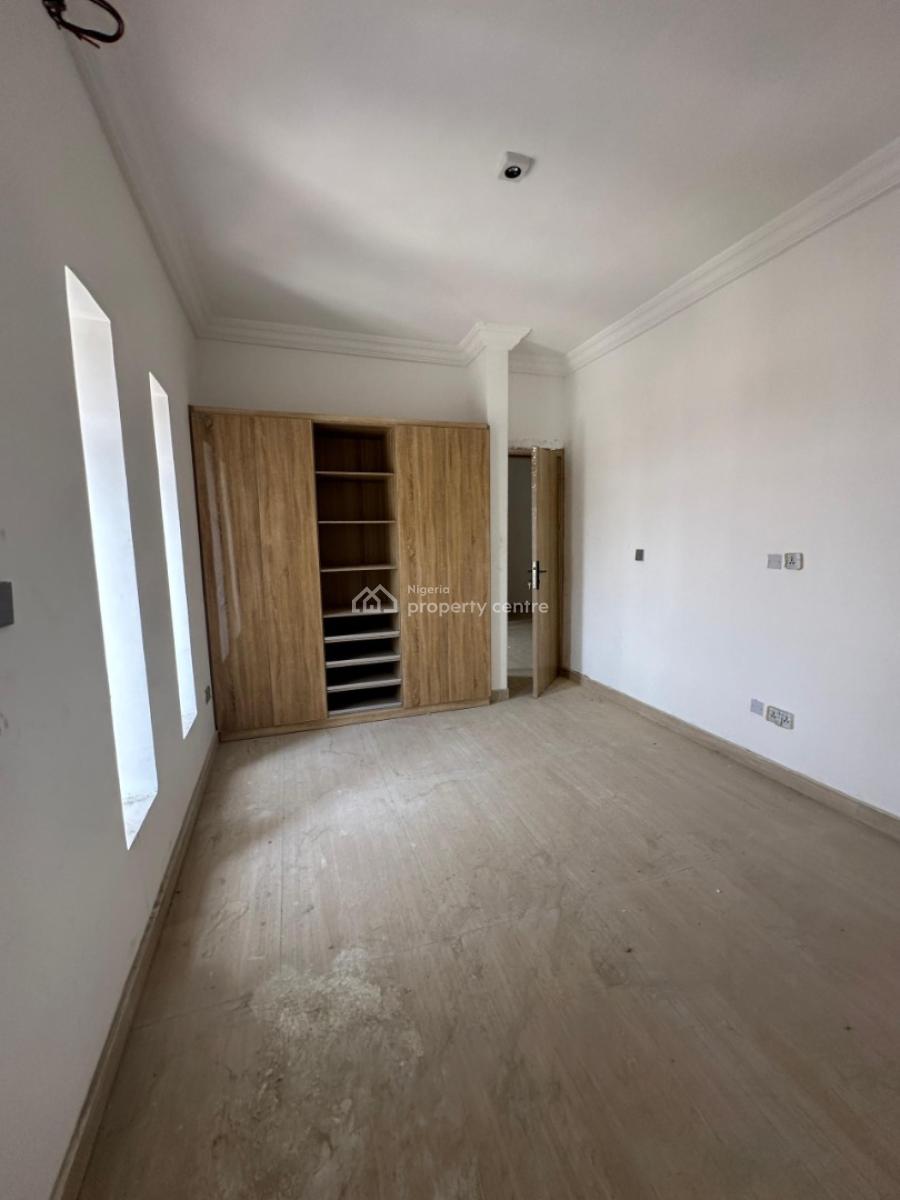 Tastefully Finished Serviced 3 Bedroom Maisonette with a Room Bq, Lekki Phase 1, Lekki, Lagos, Terraced Duplex for Sale