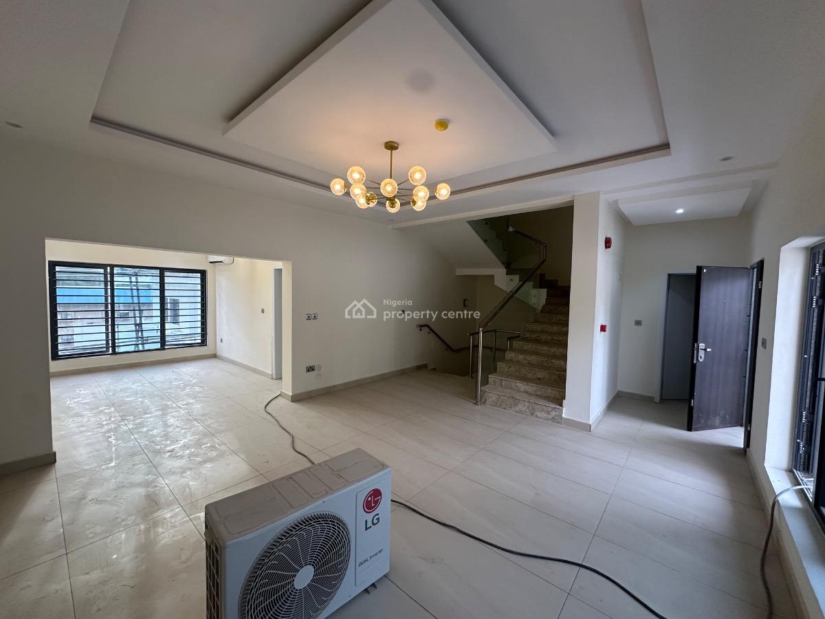 Well Built 3 Bedroom Terrace with Bq, Maitama District, Abuja, Terraced Duplex for Rent