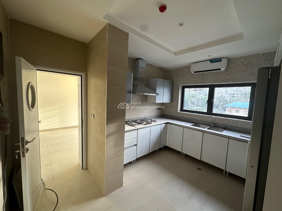 Well Built 3 Bedroom Terrace with Bq, Maitama District, Abuja, Terraced Duplex for Rent