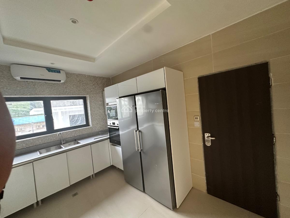 Well Built 3 Bedroom Terrace with Bq, Maitama District, Abuja, Terraced Duplex for Rent