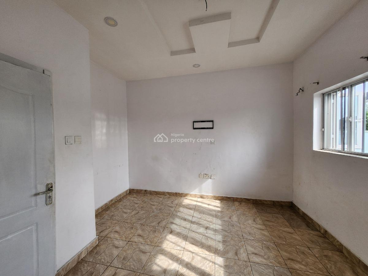 Ground Floor 3 Bedrooms Apartment, Thera Annex Estate, Sangotedo, Ajah, Lagos, Flat / Apartment for Rent
